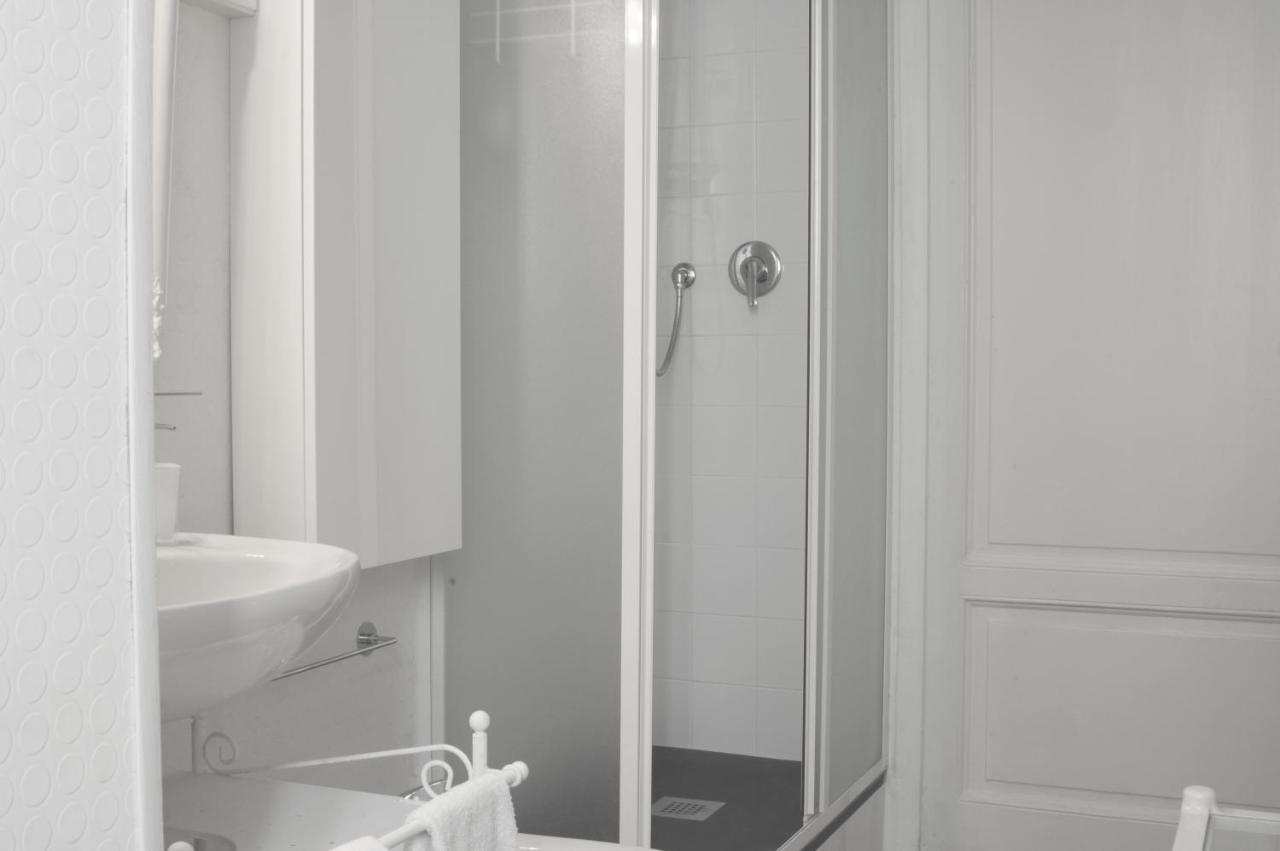 Liberty Two-Room Apartment In Porta Venezia Милано Екстериор снимка